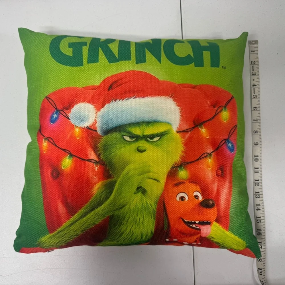 Decorative Throw Pillow‎ Dr Seuss 